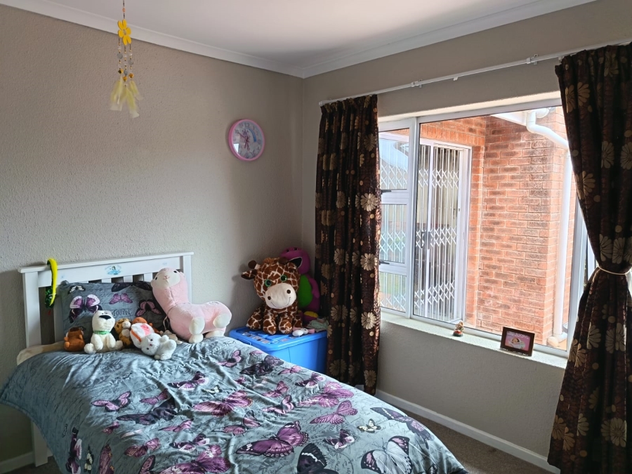 3 Bedroom Property for Sale in Summerstrand Eastern Cape